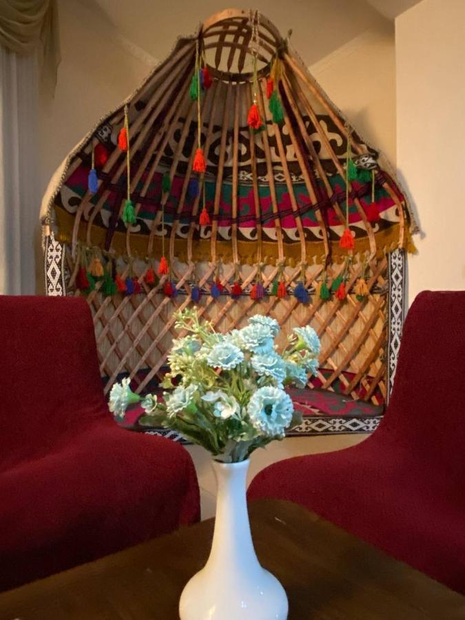 King House Hotel Бішкек Екстер'єр фото