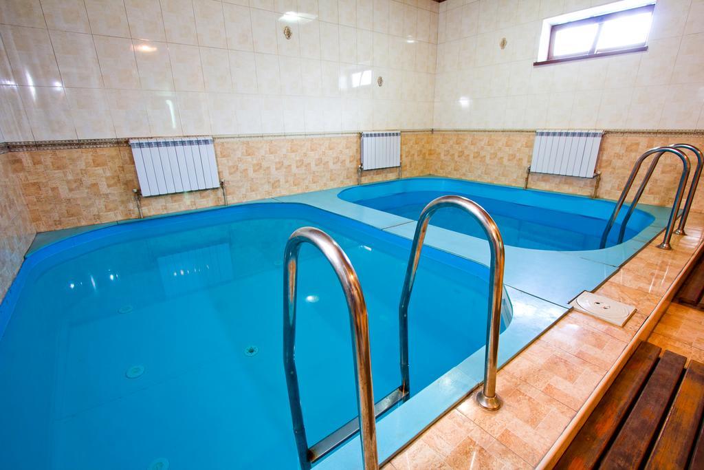 King House Hotel Бішкек Екстер'єр фото