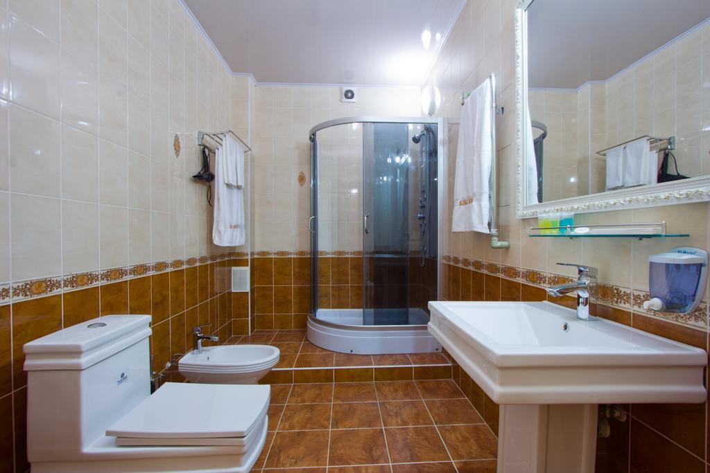 King House Hotel Бішкек Екстер'єр фото